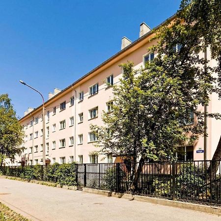 Sunny Apartment, 7 Min With Tram To The Old Town タリン エクステリア 写真